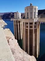 41-Nevada_intake_towers