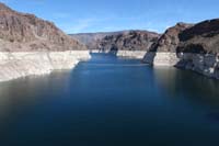 67-Lake_Mead-upstream-elevation_1088.12_feet,year_2000_bathtub_ring_is_126_feet