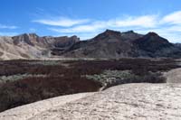 11-pretty_scenery_along_trail-trail_diverges_at_this_point