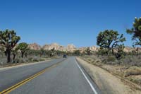 01-approaching_the_Hidden_Valley_area