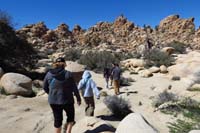14-continuing_the_loop_hike_through_pretty_scenery