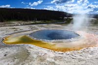 094-Crested_Pool-bubbling_because_boiling_water