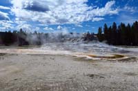 101-Castle_Geyser_cone-no_eruption