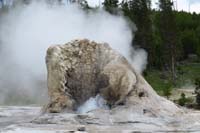 176-Giant_Geyser_is_bubbling