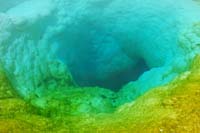 186-Morning_Glory_Pool-zoom_view_into_opening