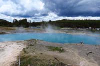 202-more_pretty_natural_hot_springs_and_scenery