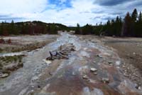 20-pretty_scenery-geyser_runoff