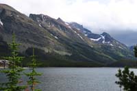 088-scenic_view_along_Swiftcurrent_Lake