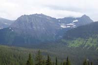 24-glacial_features-u-shaped_valley,cirque,tributary_glacier,hanging_valley,truncated_spur