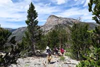 15-group_makes_final_push_to_the_summit