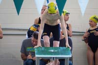 33-getting_into_position_for_50_yard_freestyle