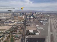 02-Las_Vegas_Strip_from_airplane