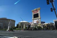 043-Caesars_Palace_entrance_blocked