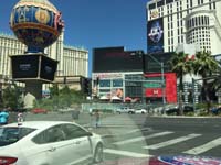 044-Las_Vegas_Strip_from_Bellagio_exit_road-nice_to_see_people,still_a_lot_less_than_normal