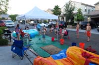 18-parents_spread_out_in_street_social_distancing