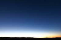 24-pretty_sunset_view_of_the_sky_and_the_comet-858pm
