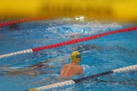 07-Kenny_swimming