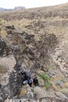 21-scrambling_up_break_in_the_cliff_band