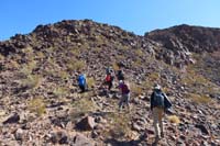 07-heading_up_the_steepest_part_of_the_hike_on_the_way_to_the_peak_to_upper_right