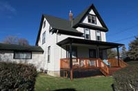 059-front_of_the_rental_house-over_100_year_old_house