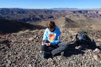 09-Kenny_signing_the_registry_for_Peanut_Peak-Jelly_and_Sandwich_in_the_distance