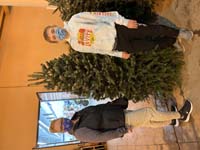 03-Kenny_and_Mommy_with_our_Christmas_tree_from_Star_Nursery